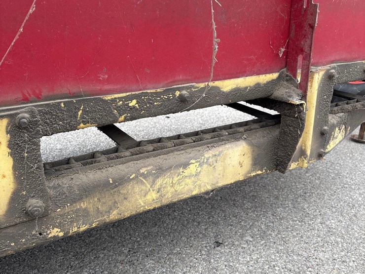 new-holland-516-image-21