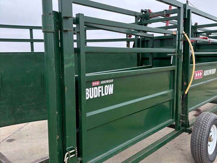 arrowquip-q-catch-86-series-chute-w/-sweep-tub-image-25