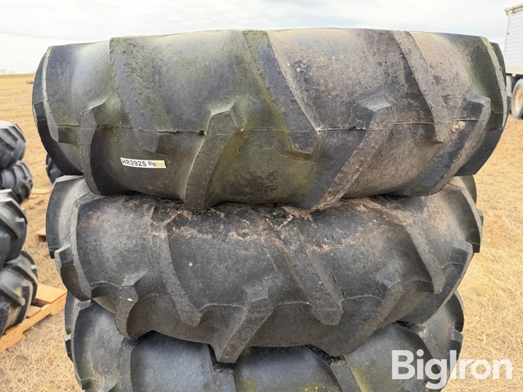 11.2-24-pivot-tires-&-rims-image-12