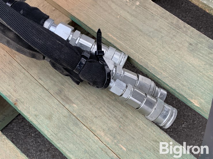 2025-massey-ferguson-730-image-14