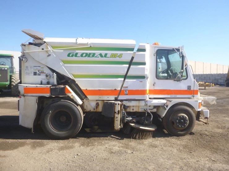 2014-global-m4-sweeper-image-8