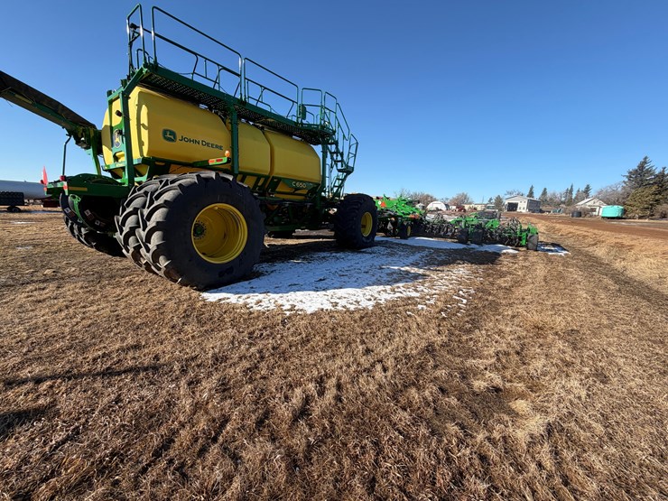 2024-john-deere-n550-image-11