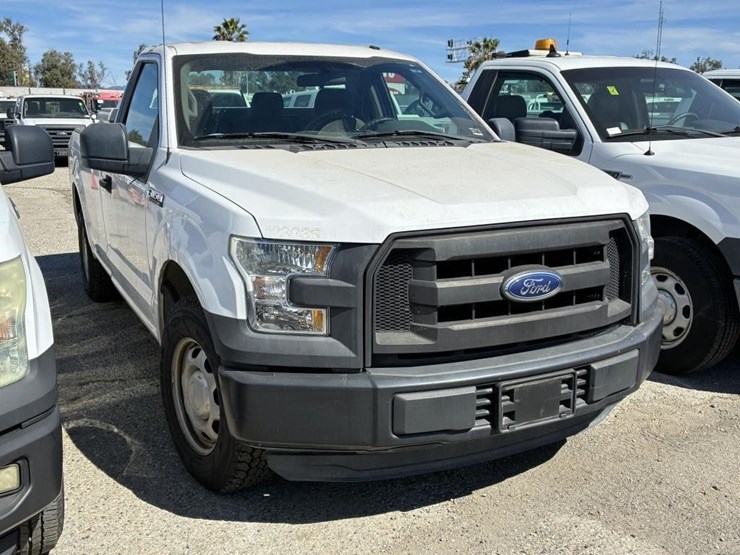 2016-ford-f150-image-2