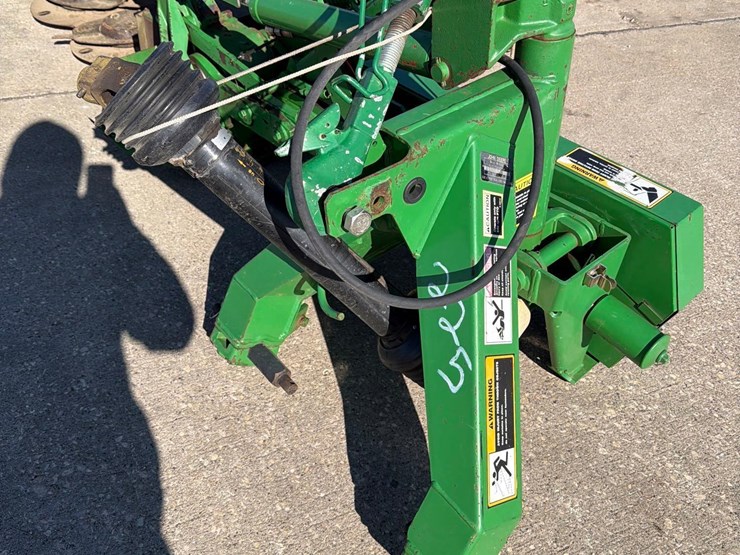 john-deere-275-image-13