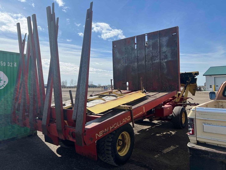 new-holland-1049-image-8