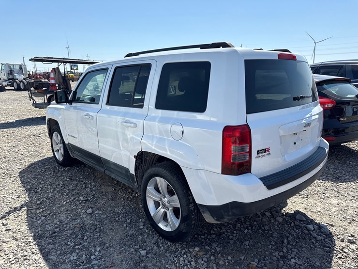 2012-jeep-patriot-image-4