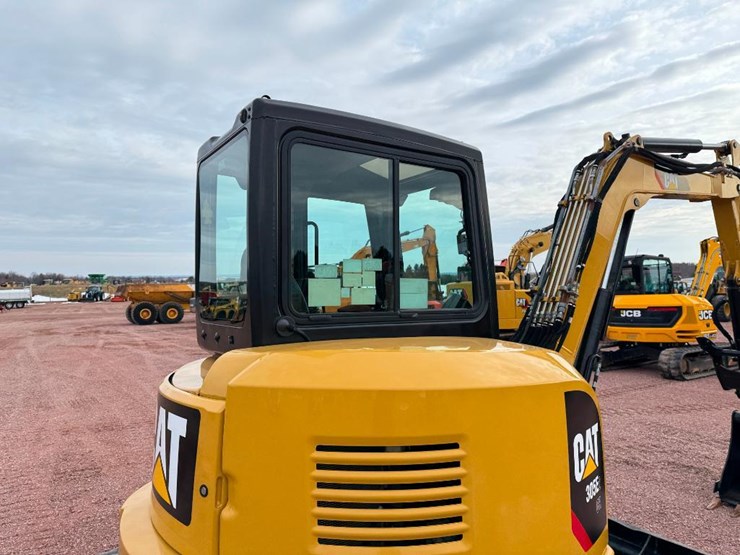 caterpillar-305e2-cr-image-17