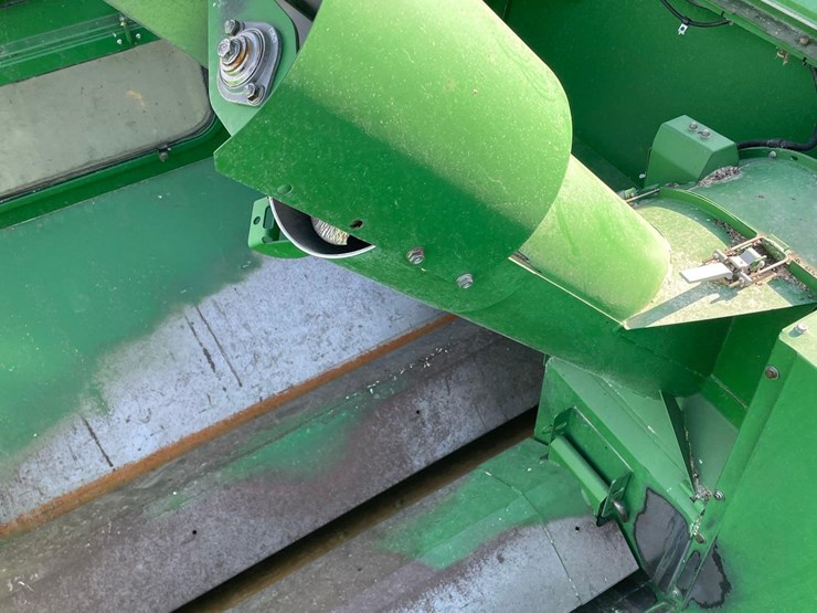 2007-john-deere-9560-sts-image-81