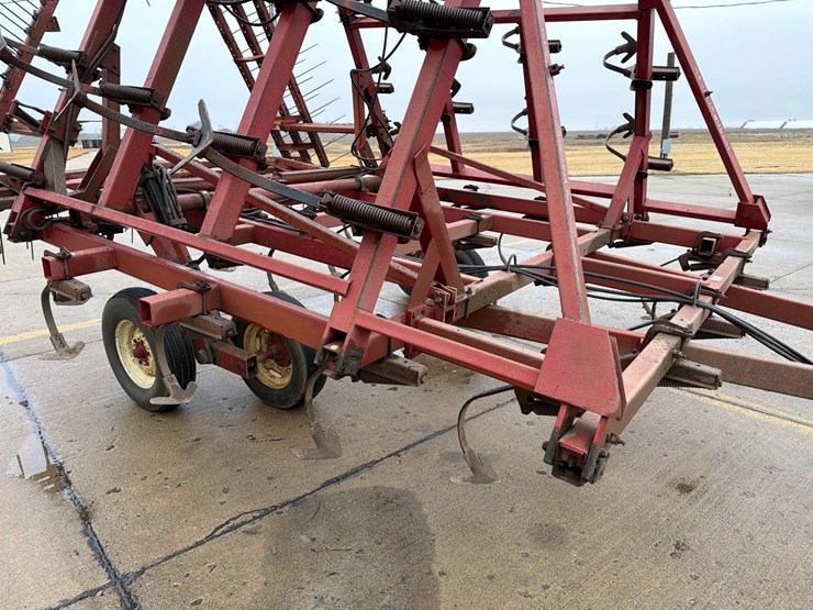 case-ih-4600-image-9