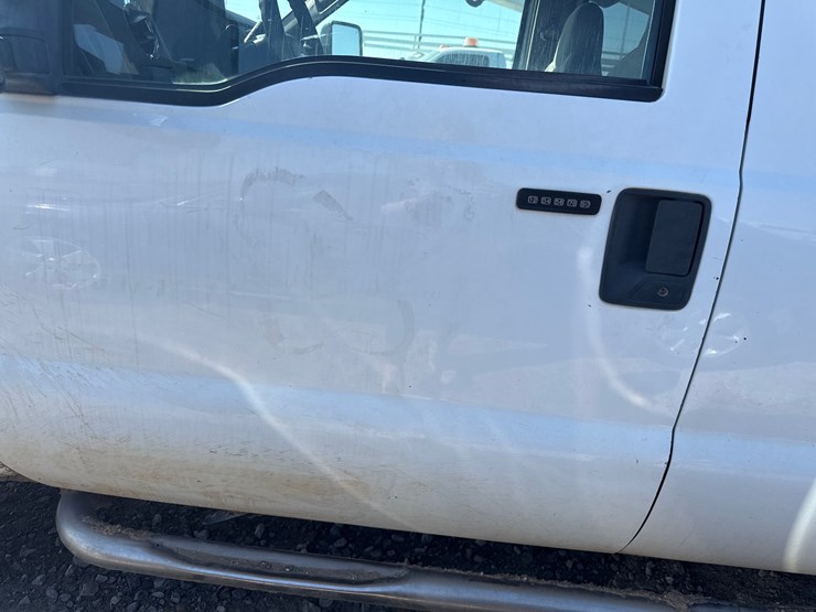 2008-ford-f350-image-24