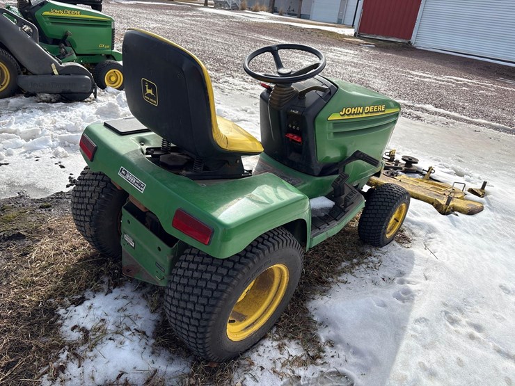 john-deere-345-image-3