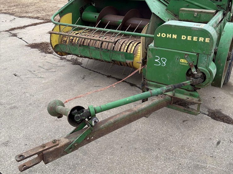john-deere-24t-image-12