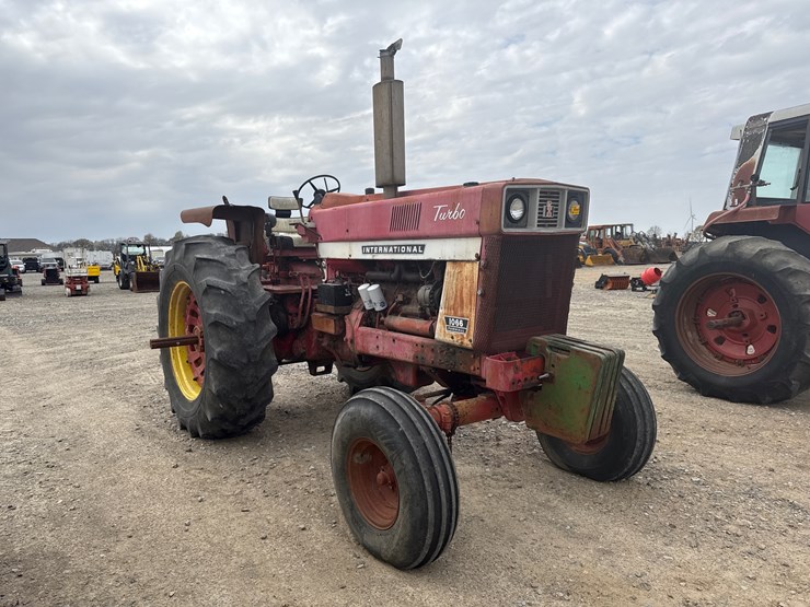 #85-•-1973-international-f1066-tractor-2610172u030459-inv#-42778-image-2