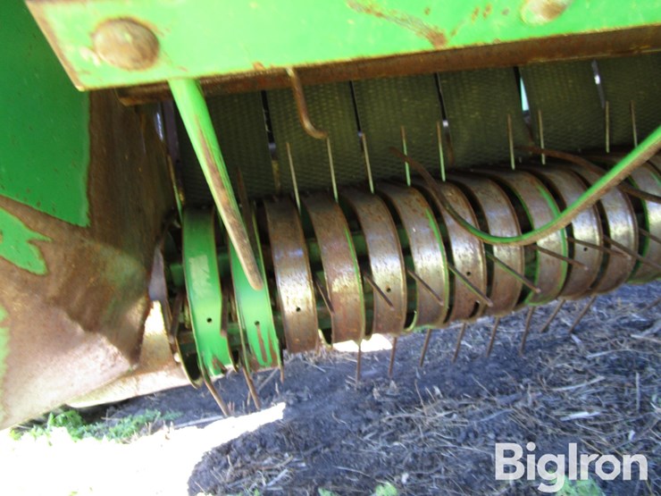 1998-john-deere-566-image-15