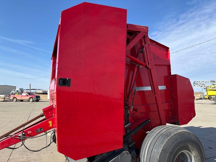 massey-ferguson-2856a-image-7