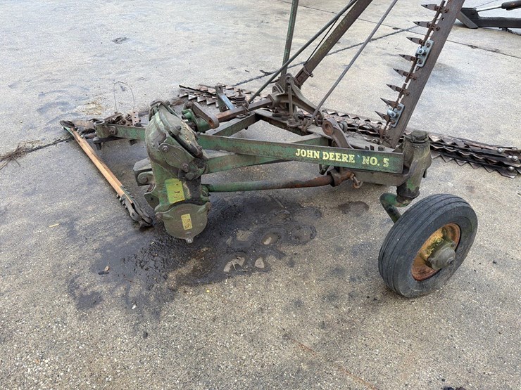 john-deere-5-image-3