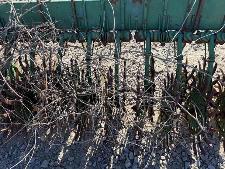 john-deere-25-image-10