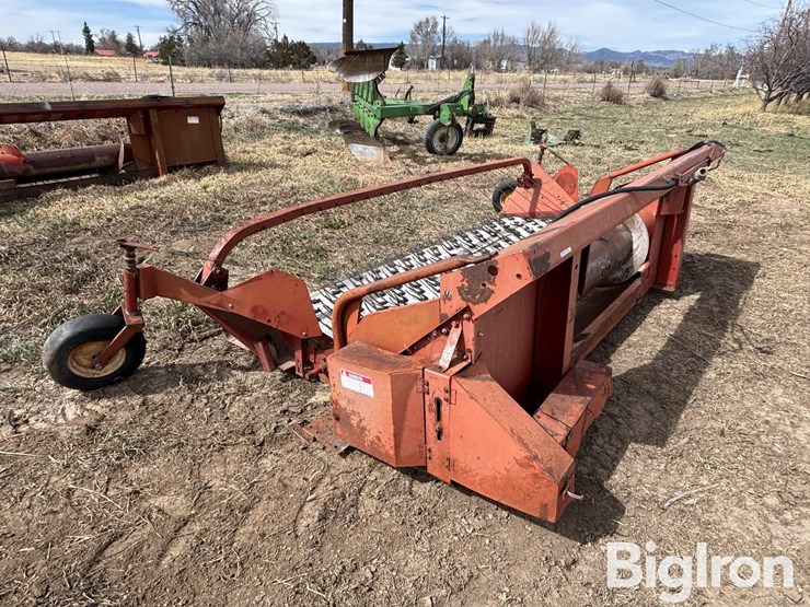 international-810-image-7