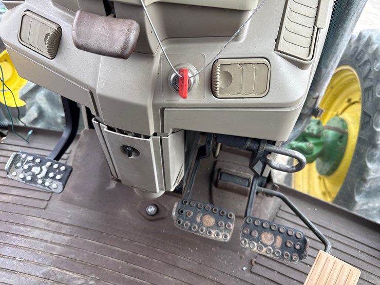 john-deere-7420-image-42