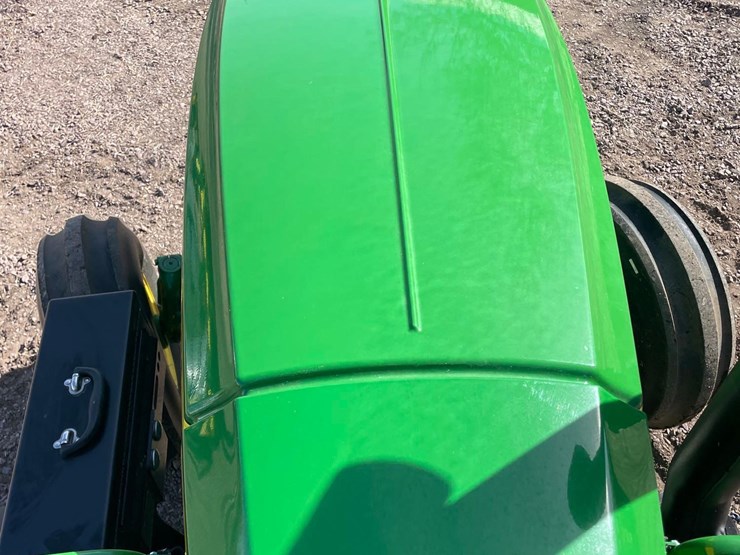 2017-john-deere-5085m-image-30