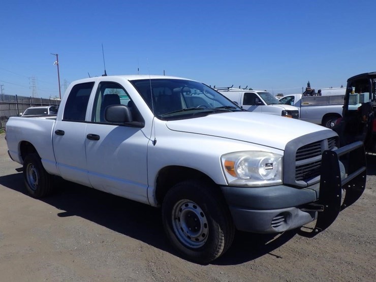 2007-dodge-ram-1500-image-2