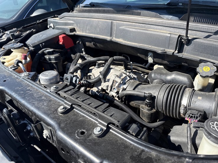 2011-gmc-acadia-image-48