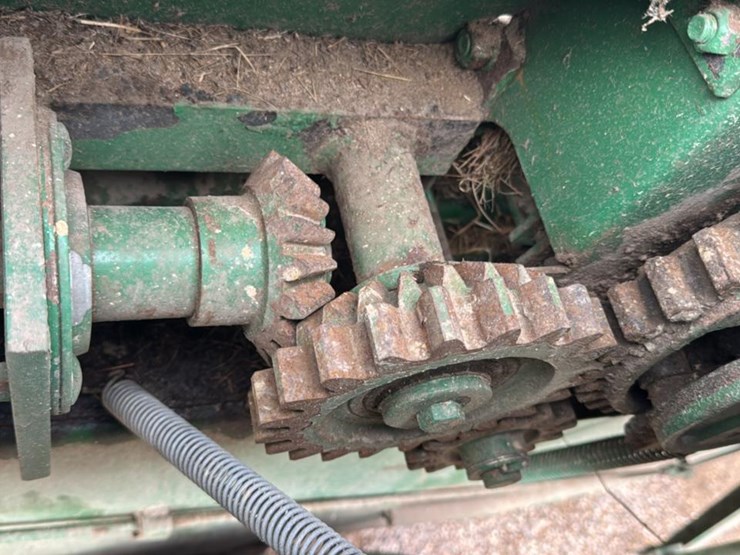 john-deere-328-image-27