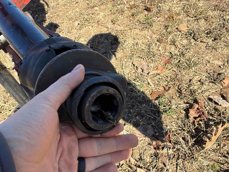 hutchinson-10”-x-21-x-3-auger-image-5