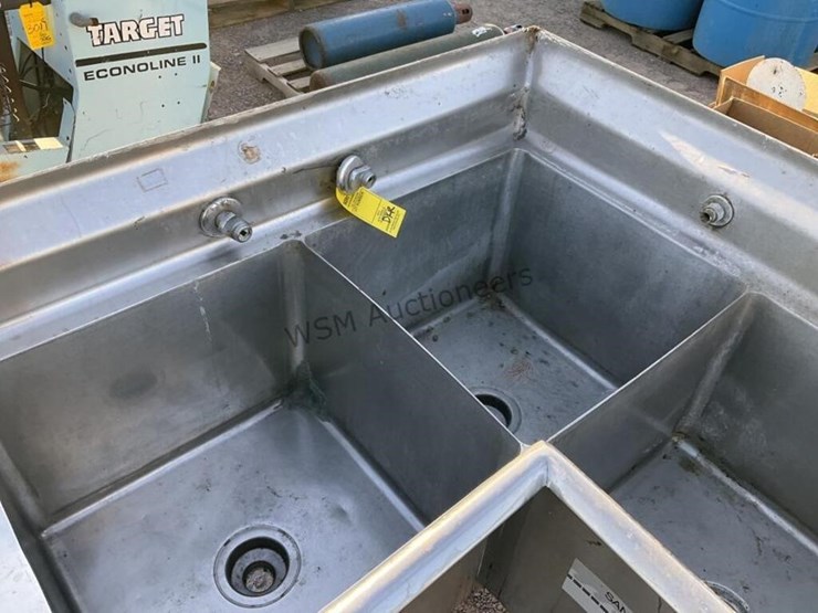 stainless-steel-wash-sink-image-3