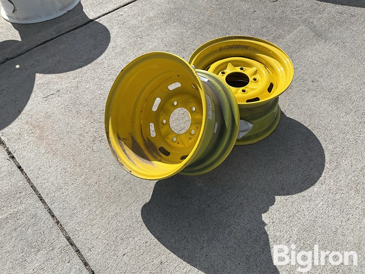 john-deere-7-image-1