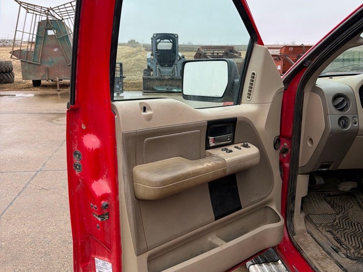 2005-ford-f150-image-23