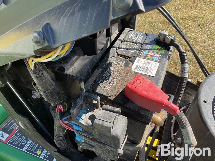 john-deere-x580-image-18