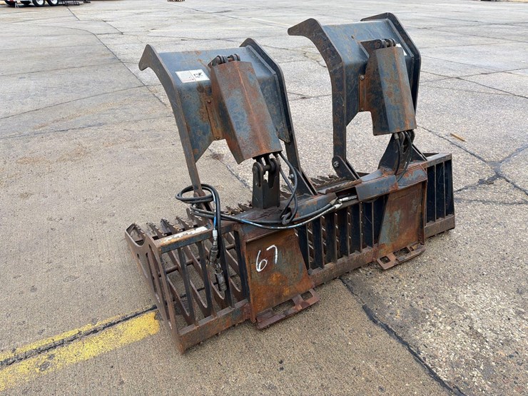 skidloader-72”-grapple-bucket-image-2