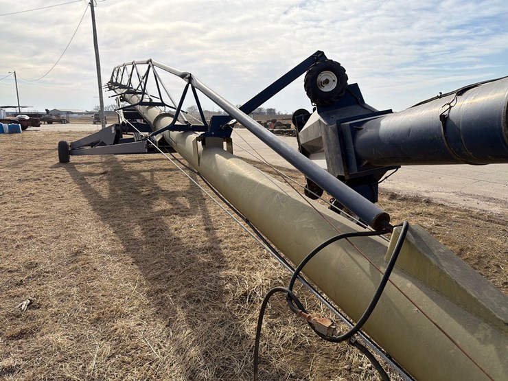 harvest-international-h1392-image-25