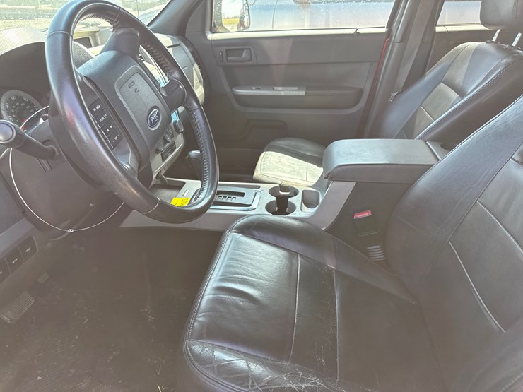 2009-ford-escape-xlt-image-26