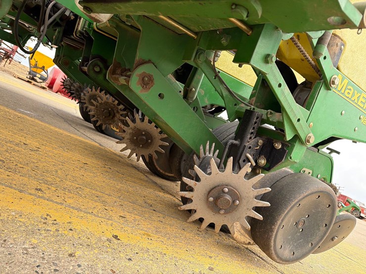 john-deere-1760-image-10