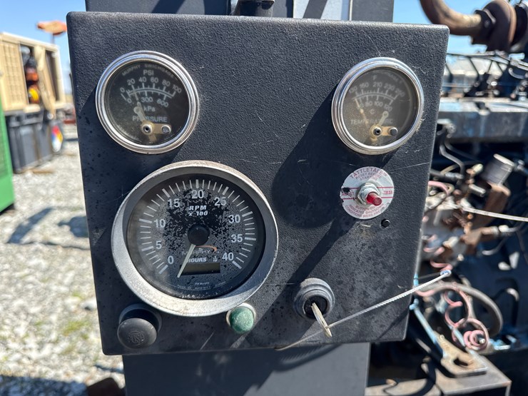 #65-•-deutz-4-cyl-power-unit-inv#-42791-image-11