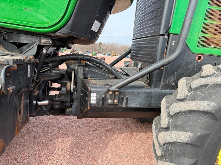 deere-1270e-image-18