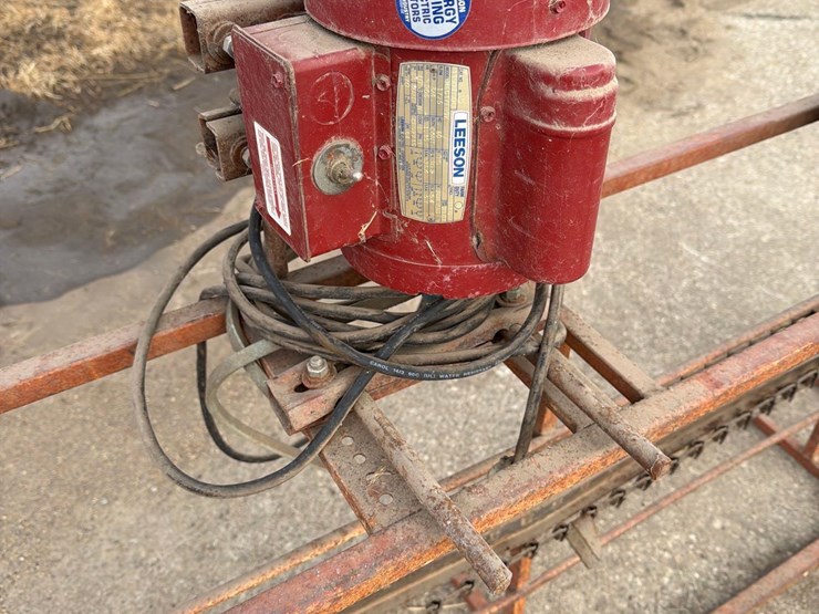 20ft-bale-elevator-image-10