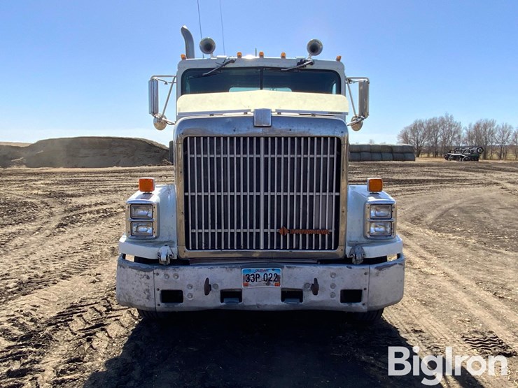 1991-international-9300-image-2