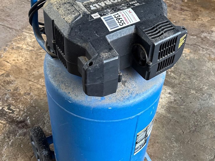 kobalt-20g-air-compressor-image-3