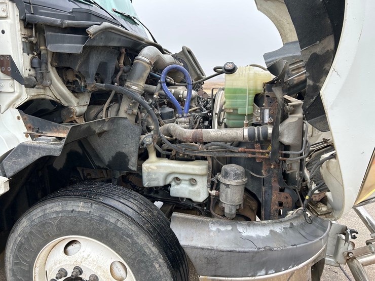 2011-international-prostar-image-54