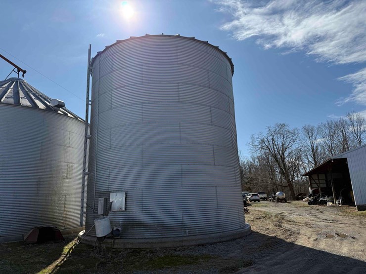 10,000-bushel-grain-bin-image-1