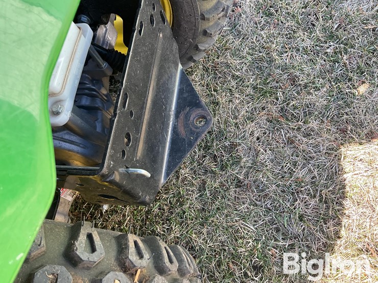 john-deere-x580-image-9