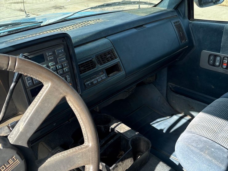 1994-chevrolet-silverado-1500-image-44