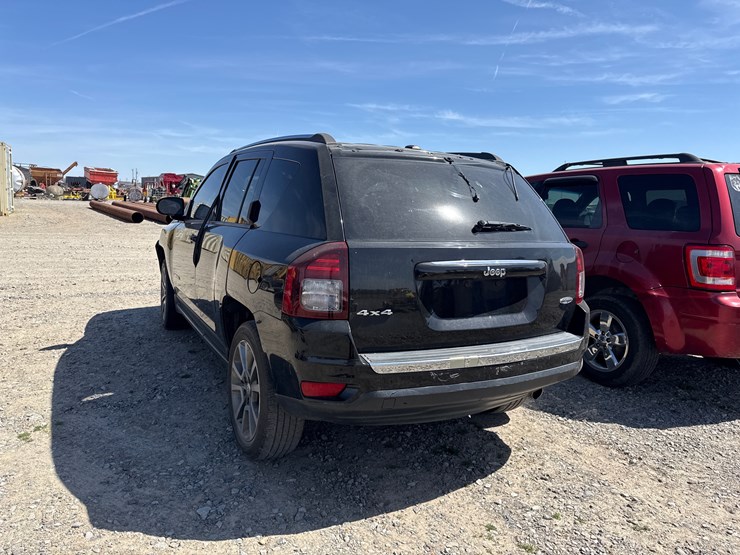 2016-jeep-compass-image-4