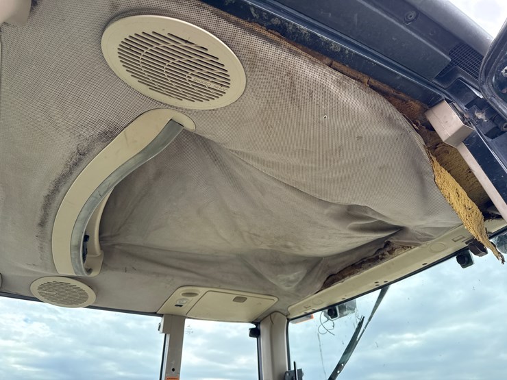 john-deere-7420-image-36