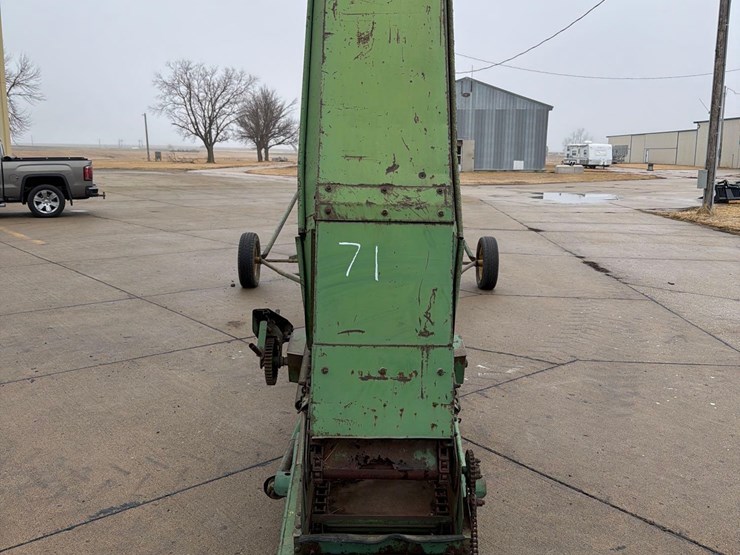 john-deere-350-image-3