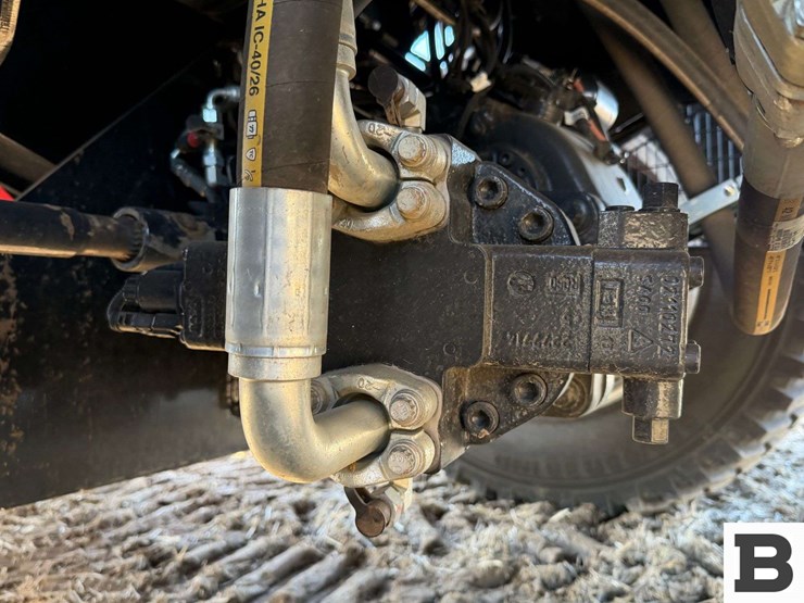 2025-case-ih-8260-image-29