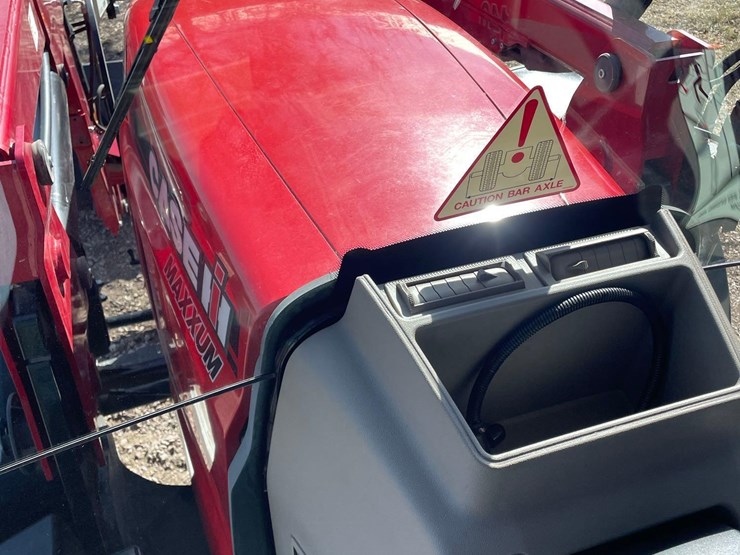 2013-case-ih-l765-image-45